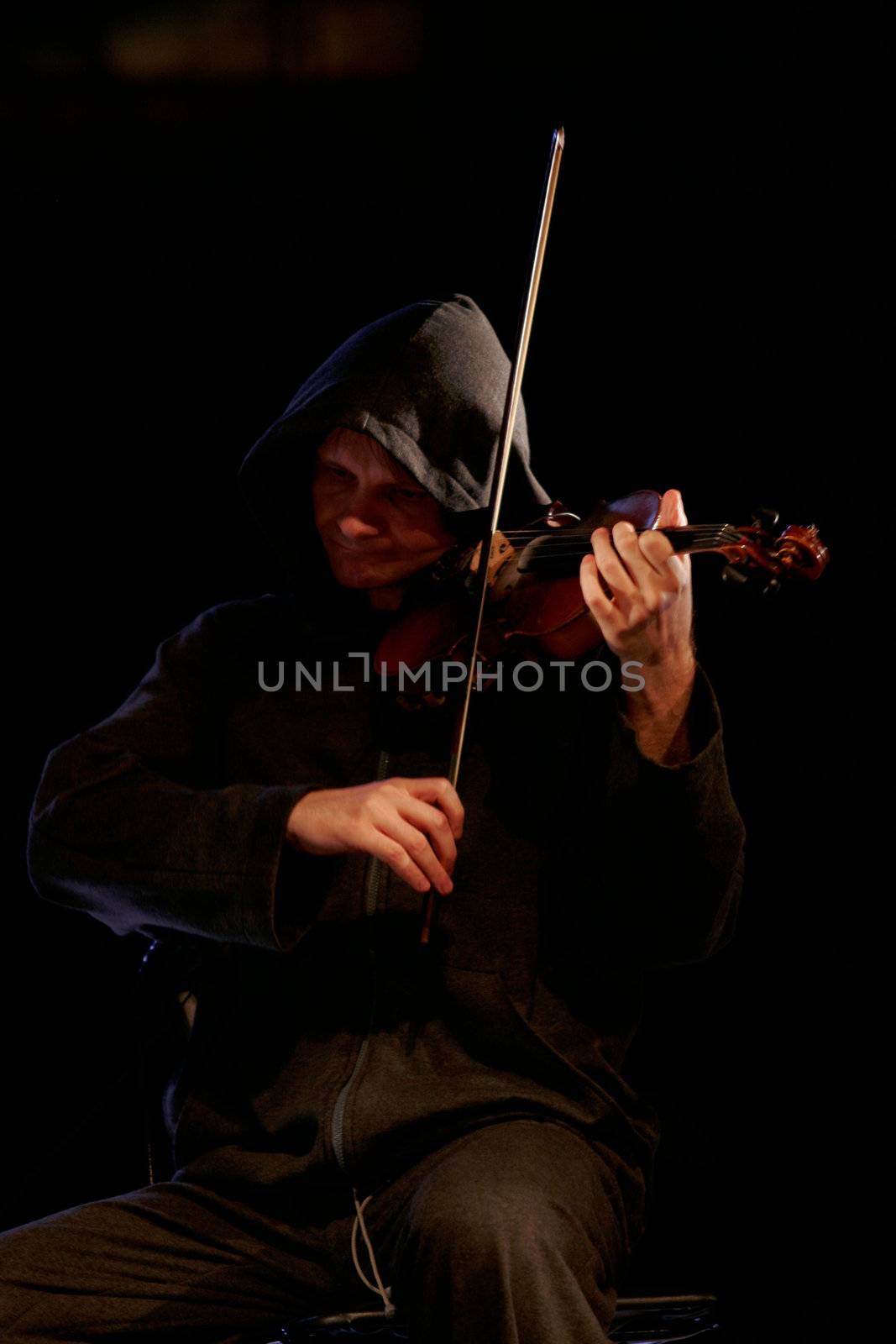 Russia. Moscow. 2007. Performance "Transition" of director Vladimir Pankovaju. In a picture: Russian actor Vladimir Kudrjavtsev