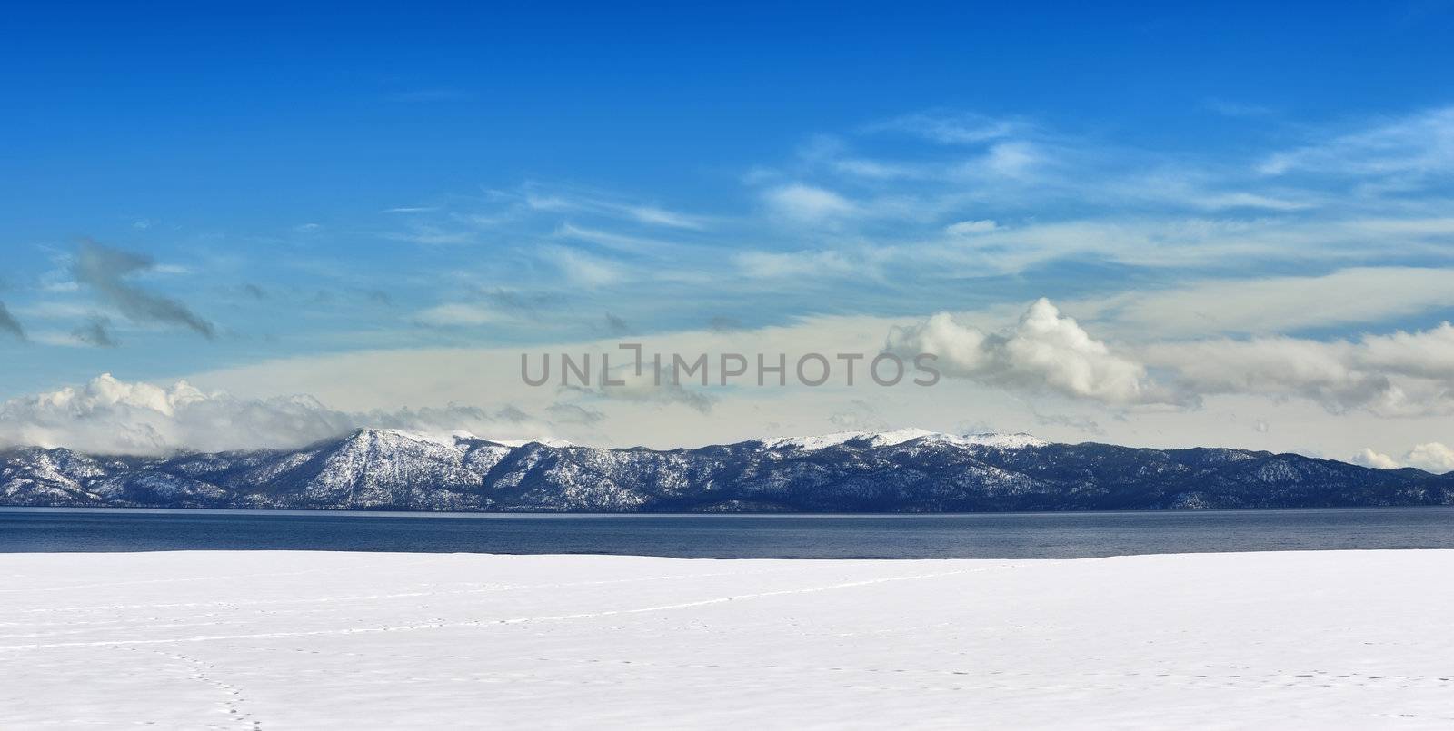 Winter panorama of Tahoe lake on a sunny day.