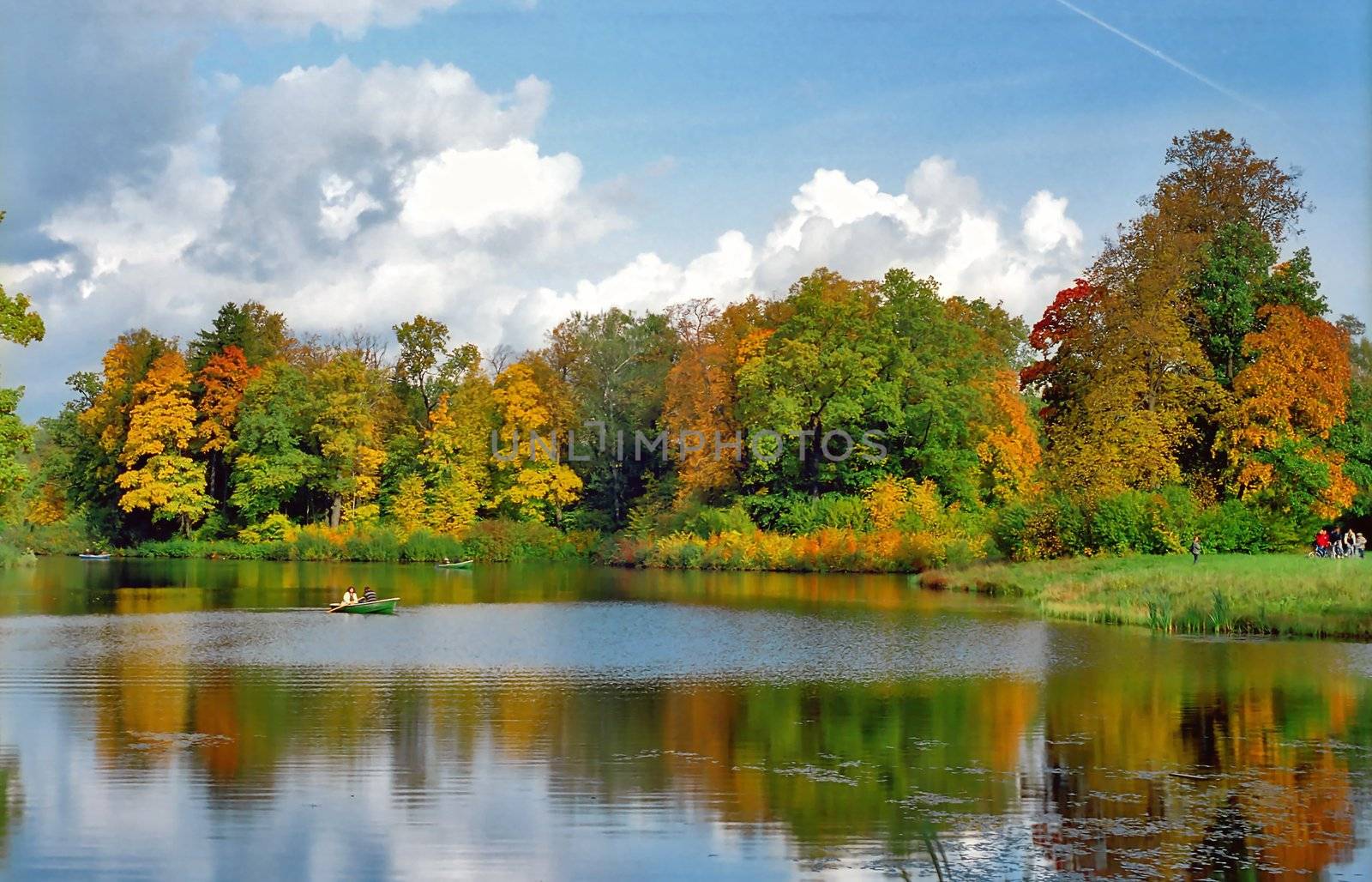 Nice autumn day at the lake