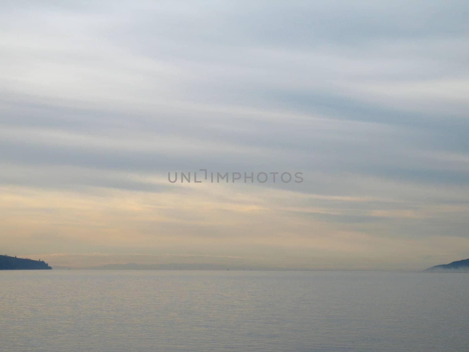 monochromatic sky and ocean by mmm