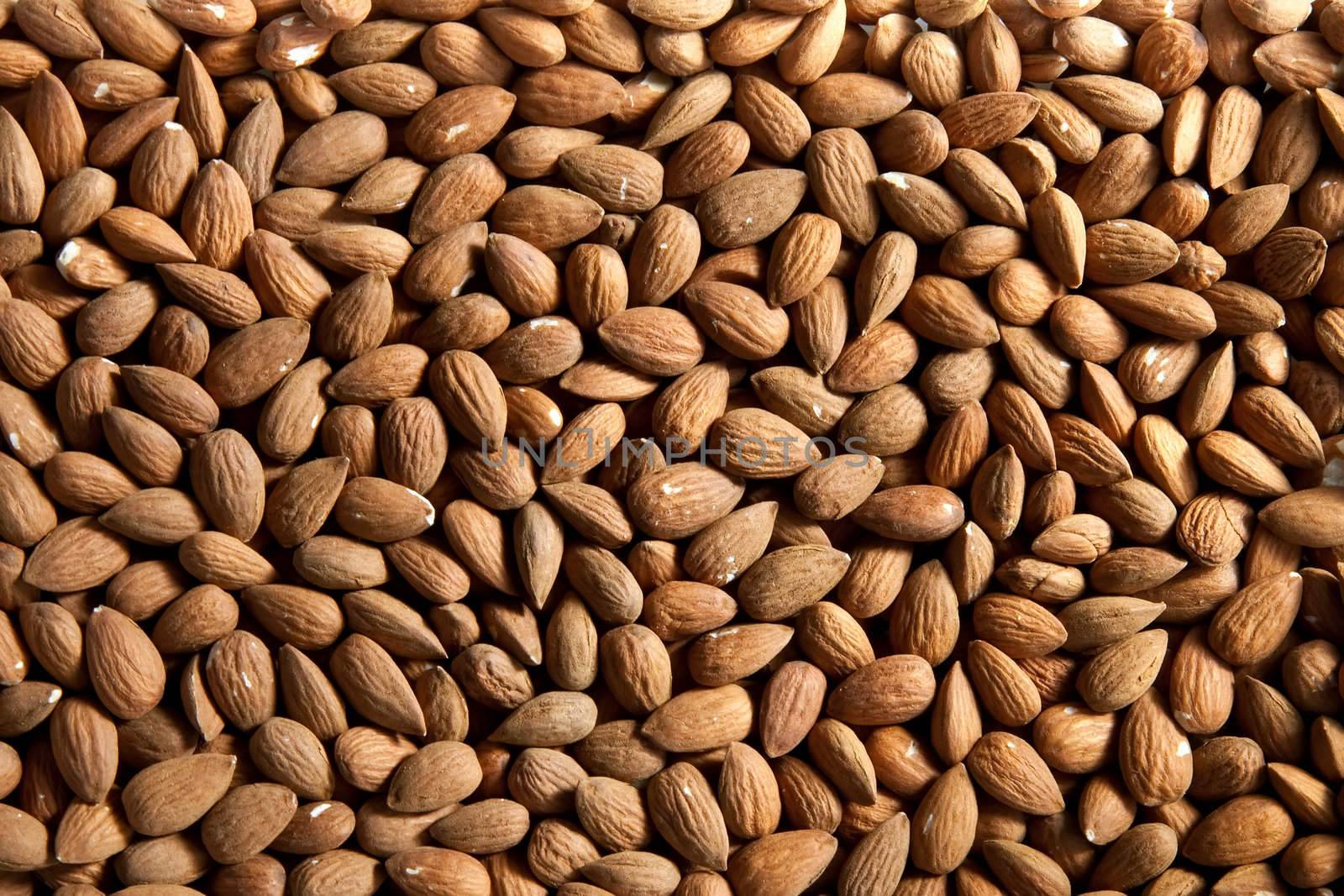 Almonds small by raliand