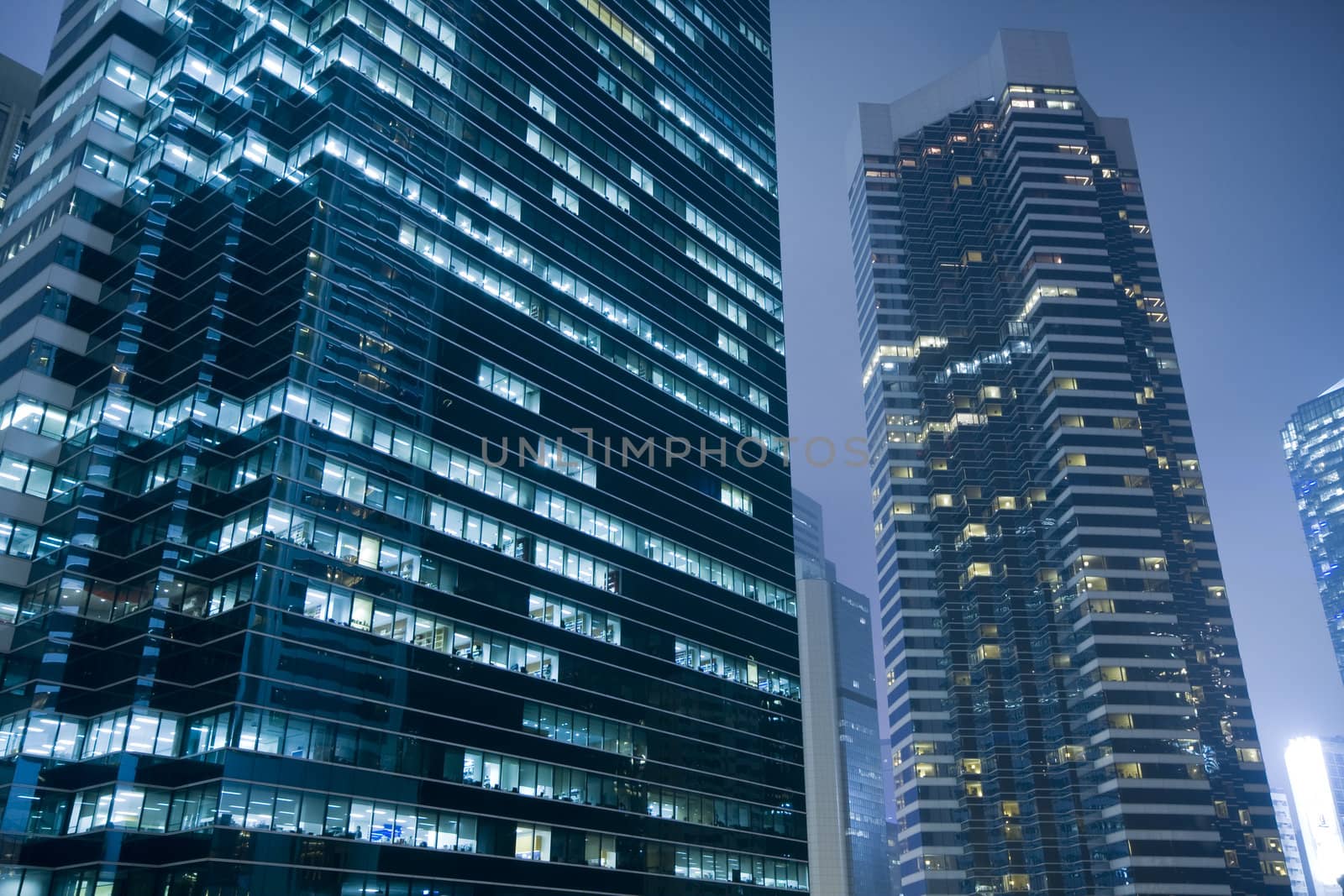 Modern skyscraper building on Hong Kong Island
 by cozyta