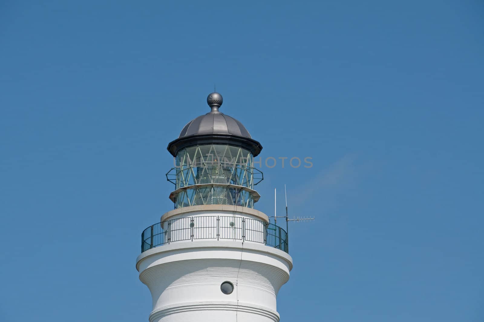 Lighthouse dome by GryT