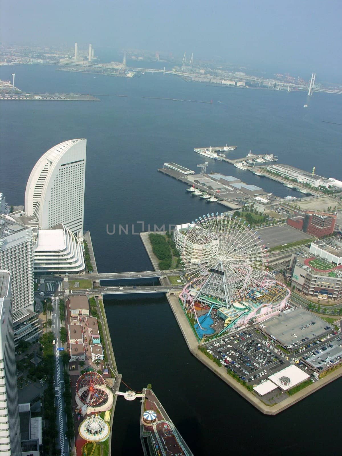 Port Tokyo air view, amusement on the right