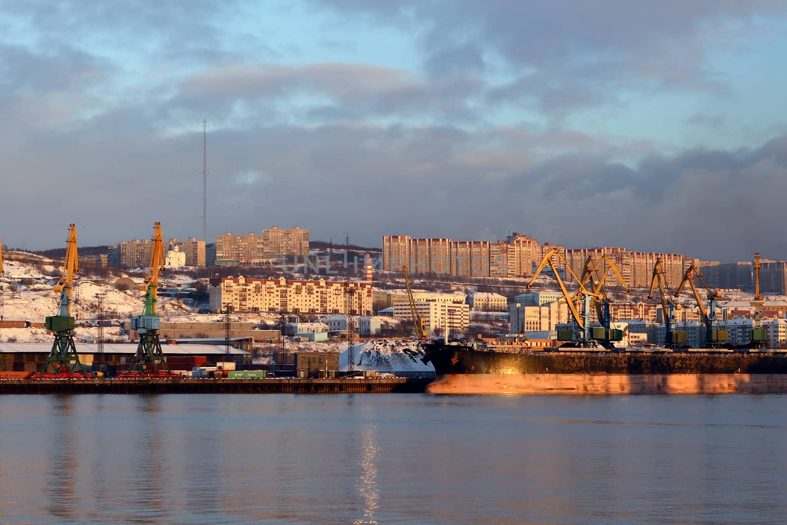 sea port Murmansk by Polaric