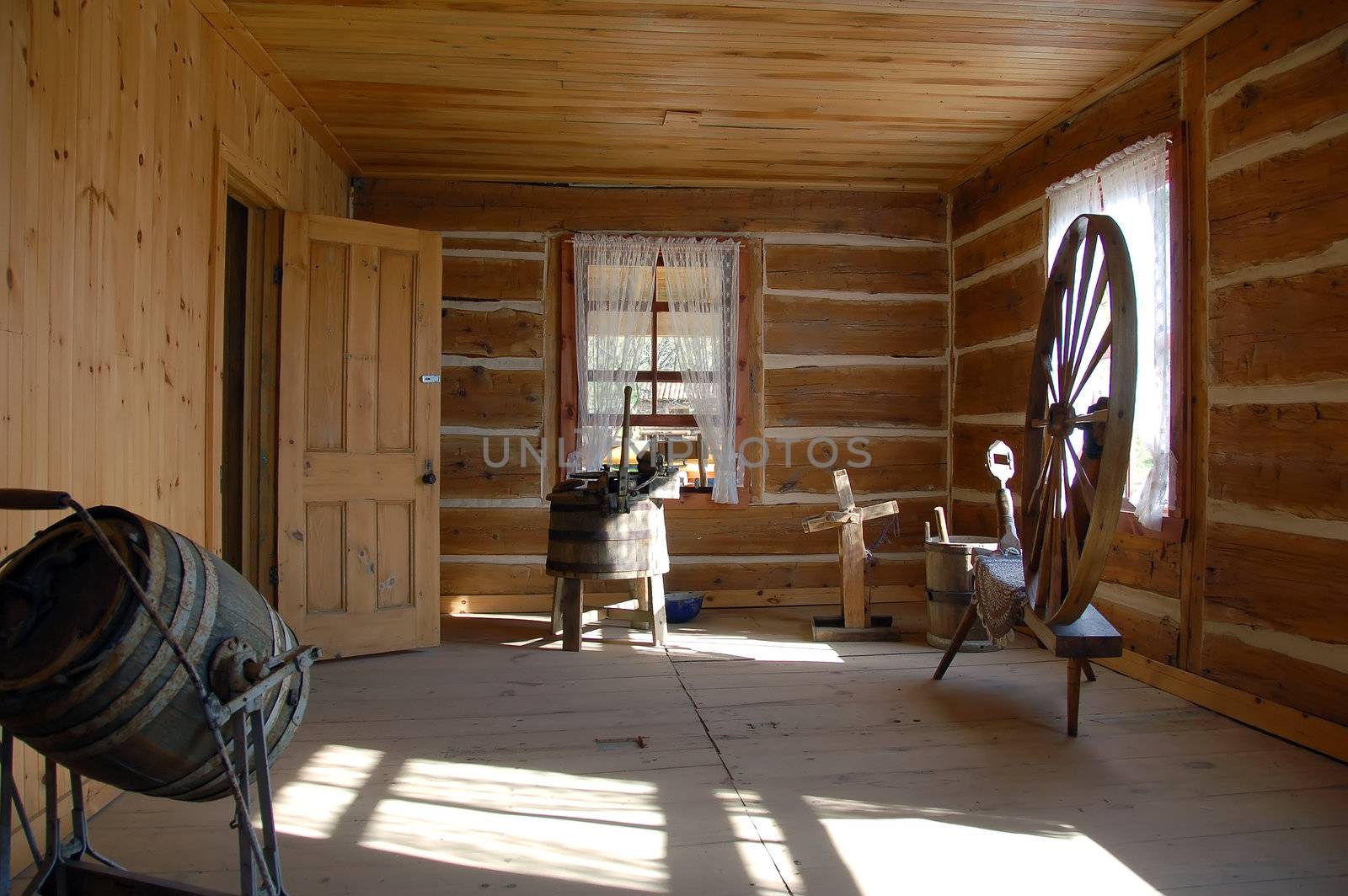 Picture showing some traditional and antique equipement inside an old house