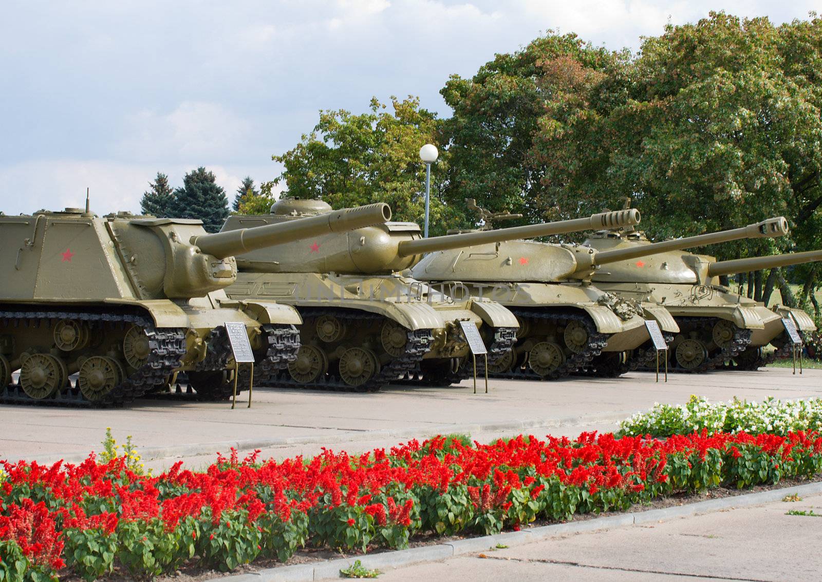 soviet tanks of wwii in museum