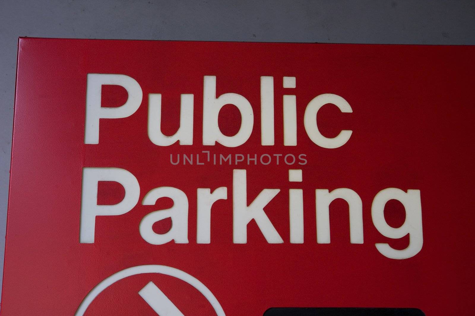 A close up image of a parking sign