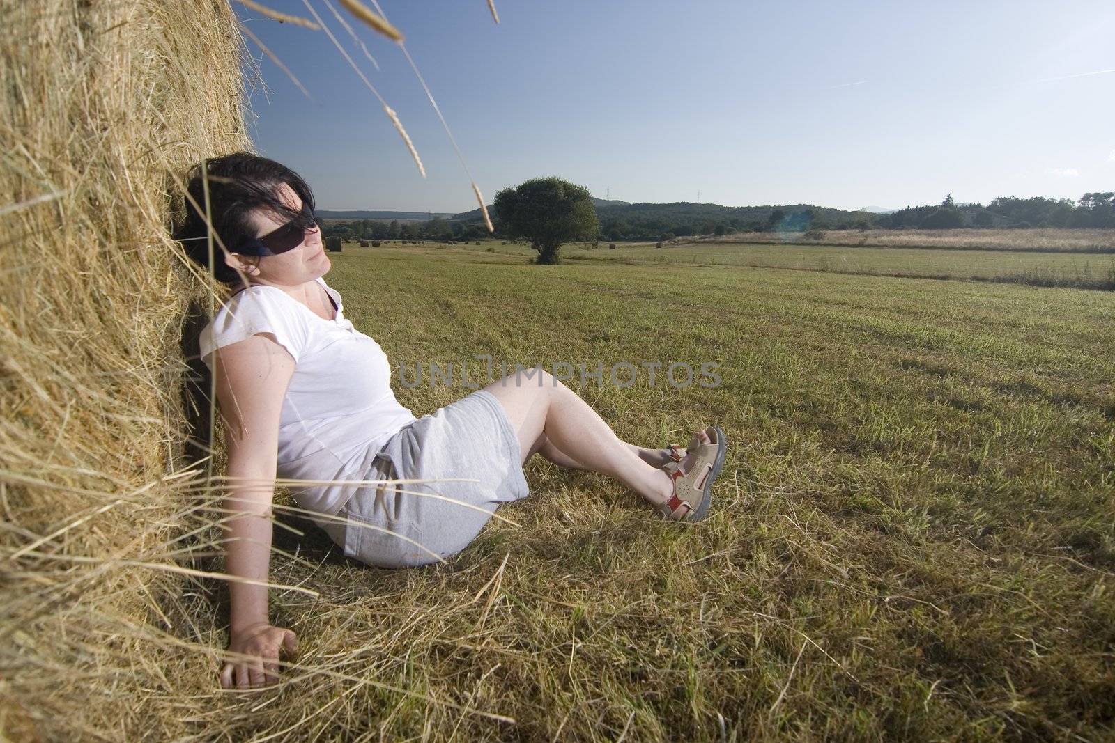 young woman communication technology by Trebuchet