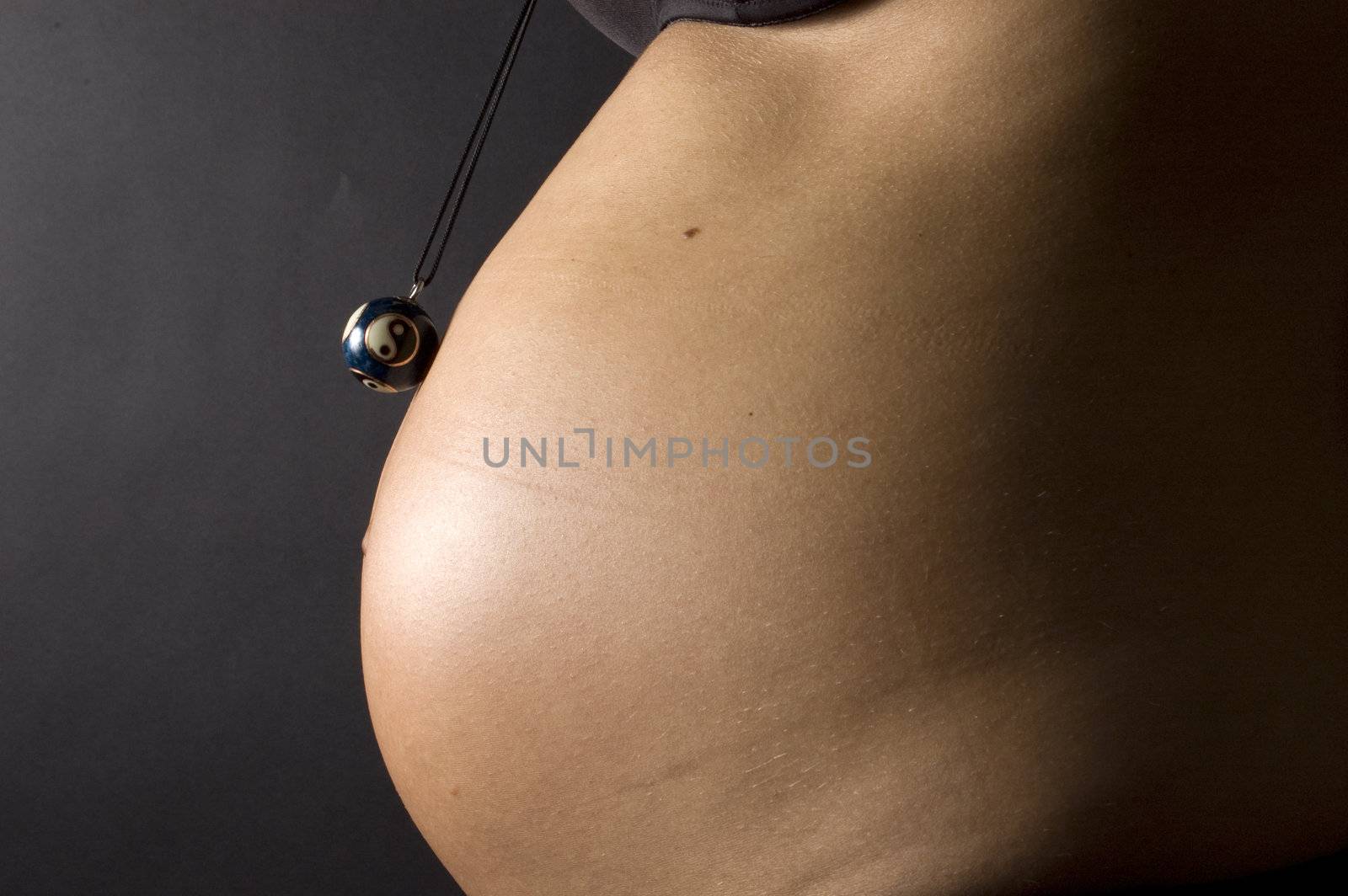 30 weeks pregnant teenager  by ladyminnie