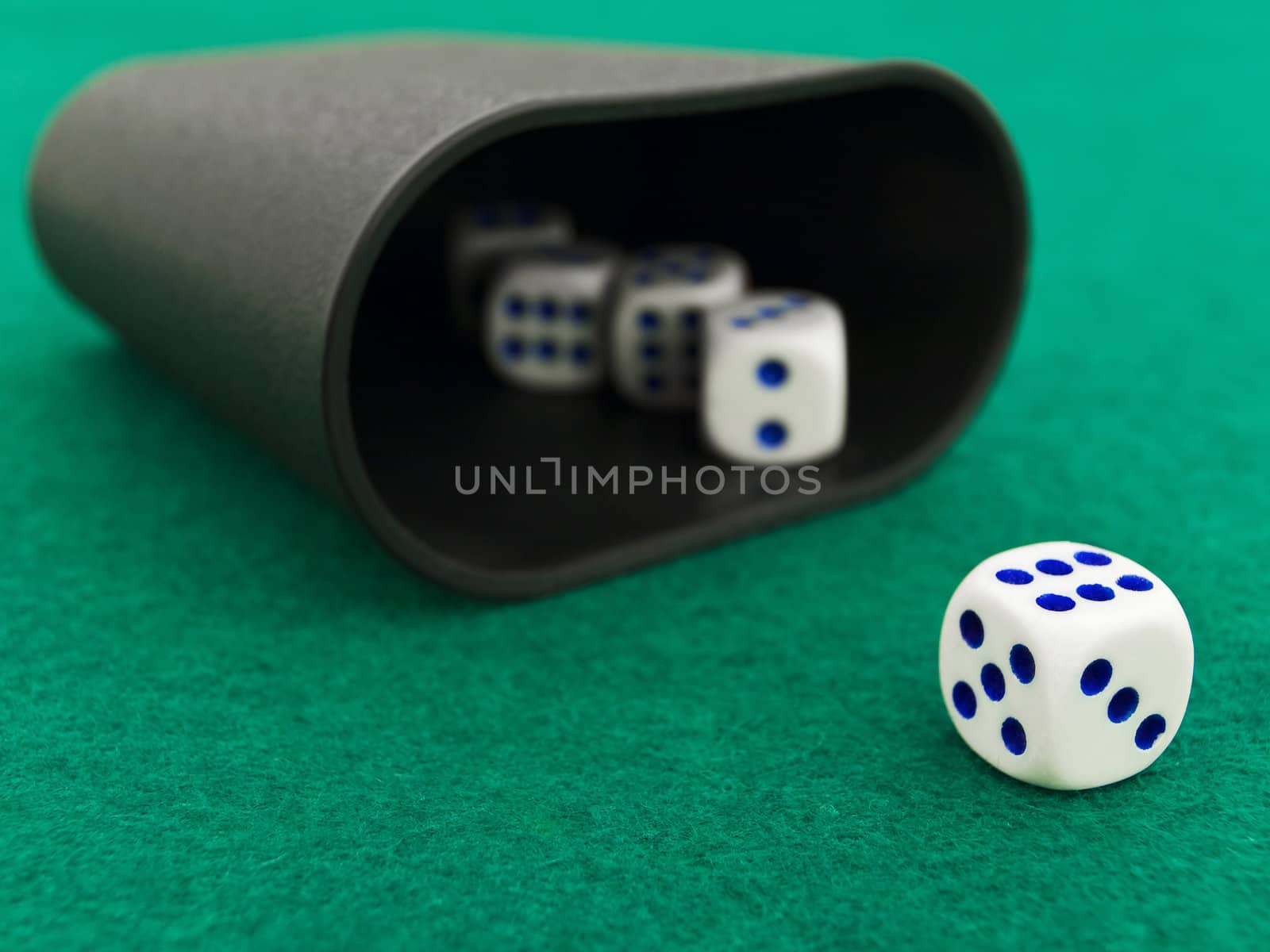 dice kit on the green casino field