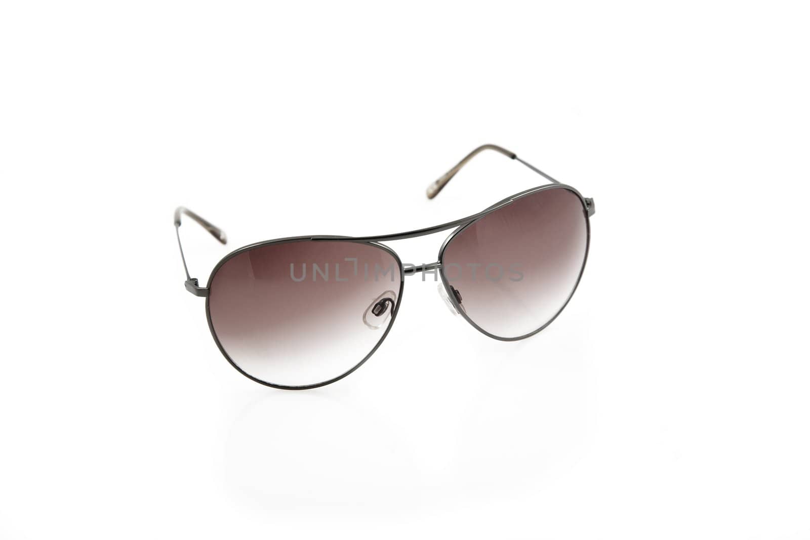 front view of classic sunglasses, ultraviolet protection 