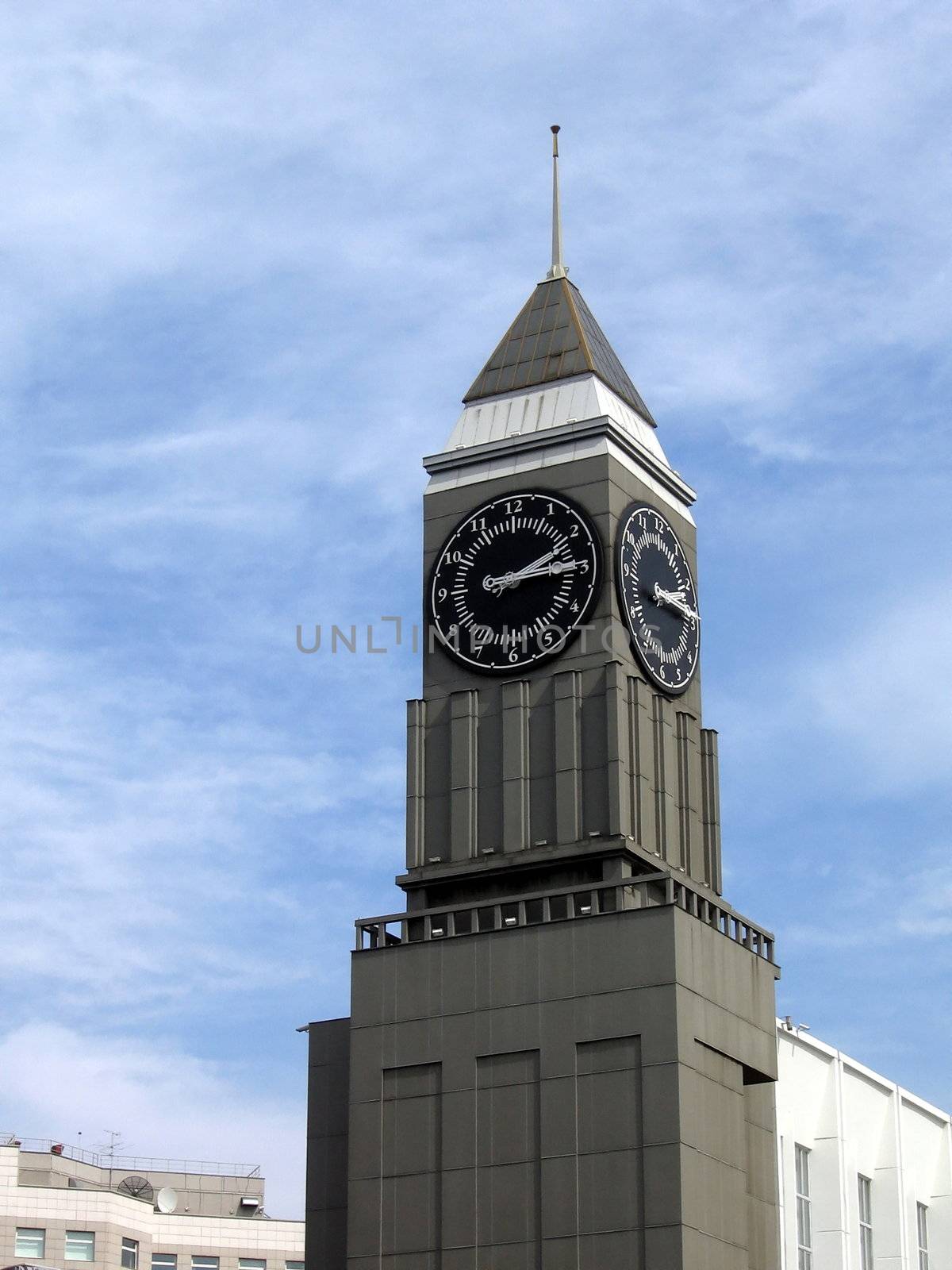 Tower with clocks by tomatto