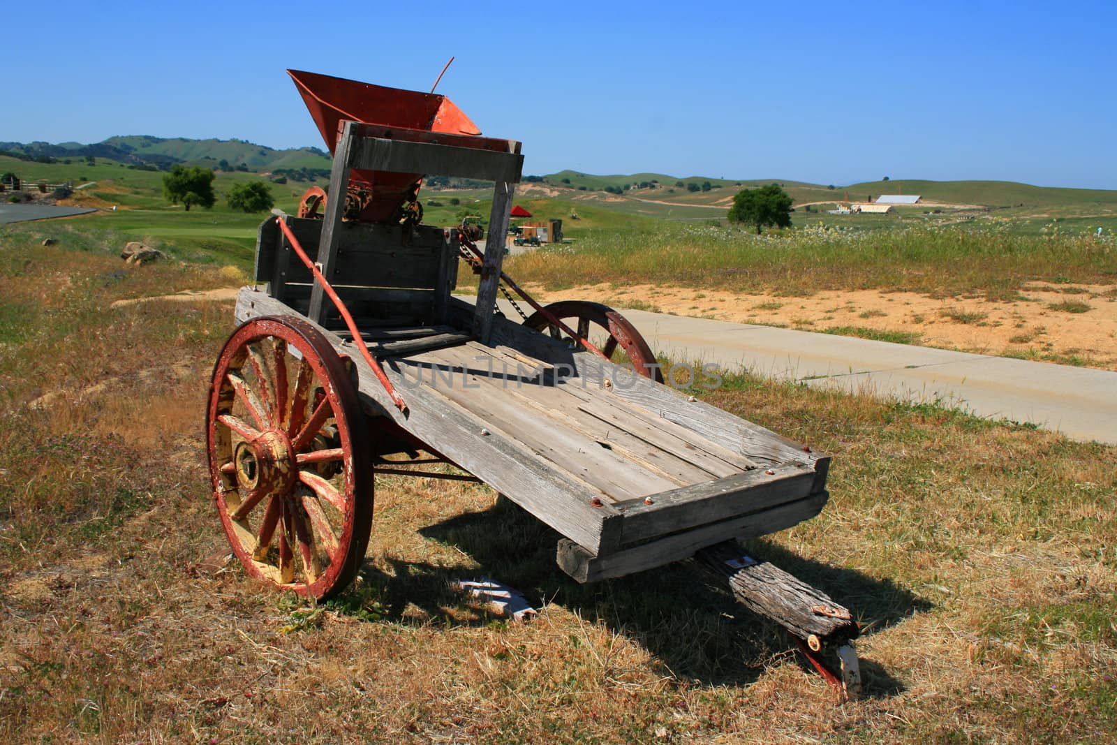 Old Farm Cart by MichaelFelix