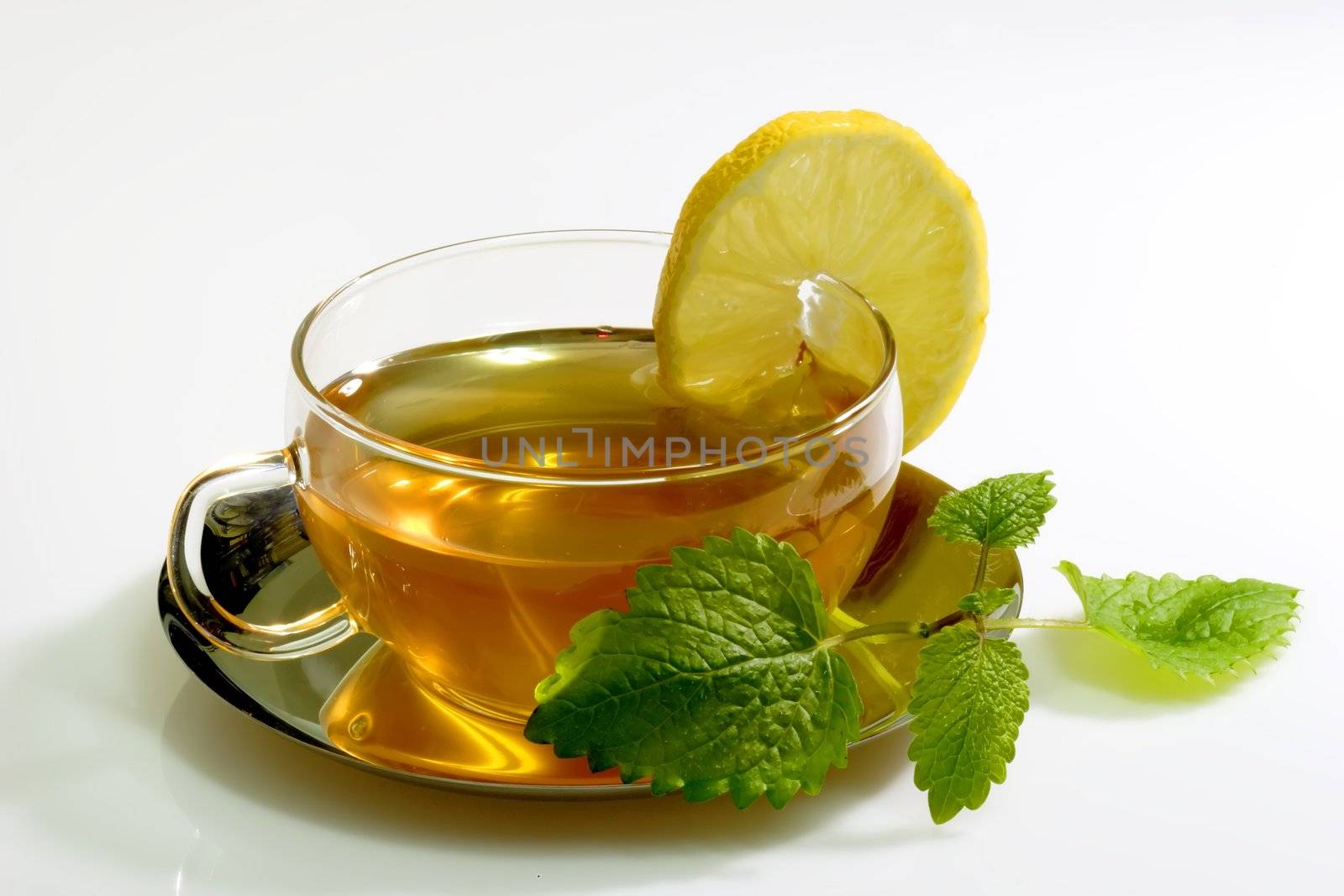 Lemon Balm Tea by Teamarbeit