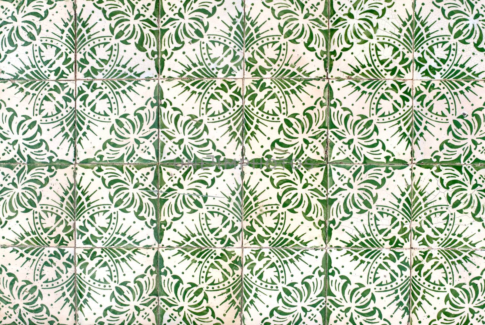 Portuguese glazed tiles 048 by homydesign