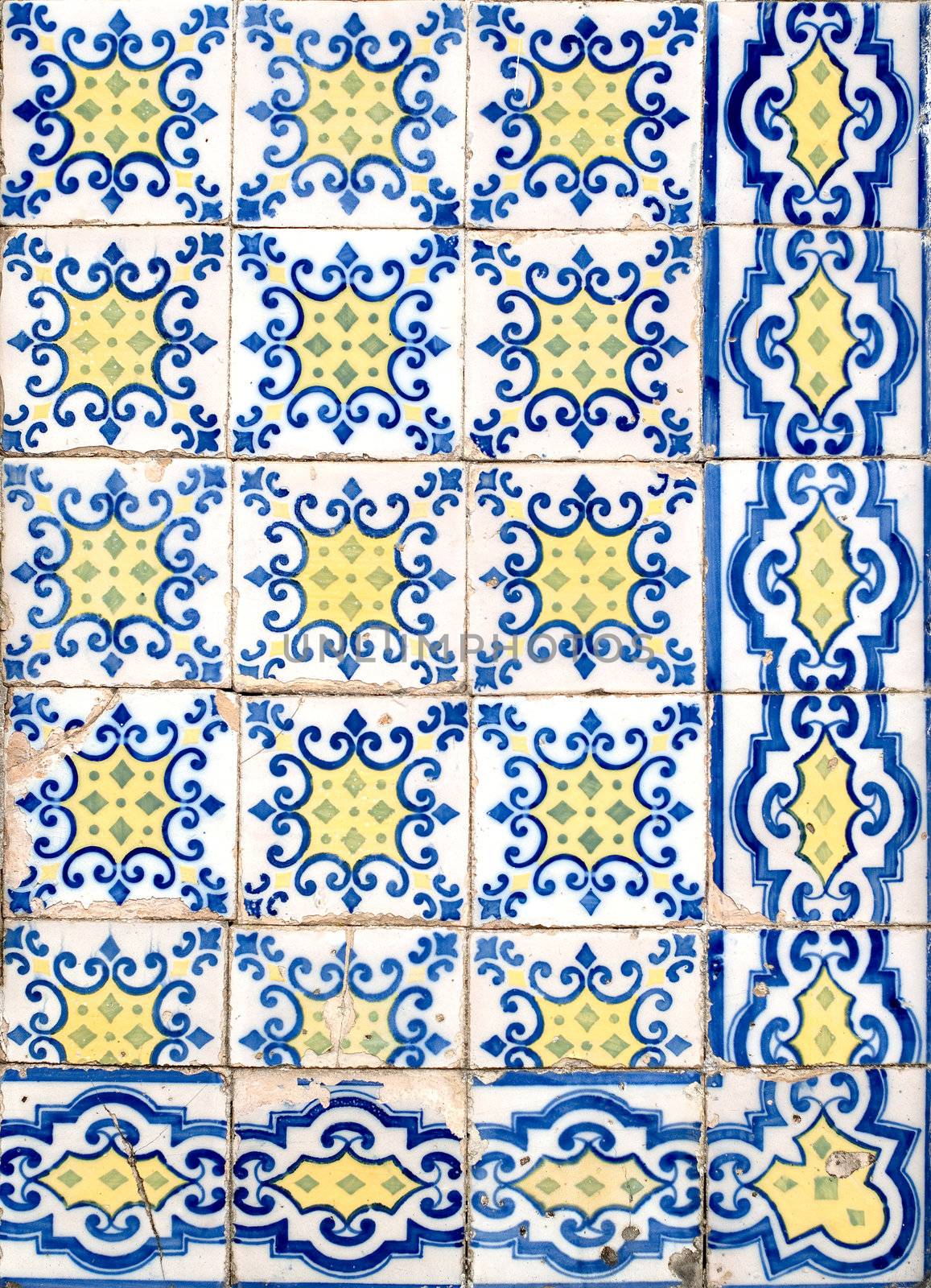 Portuguese glazed tiles 051 by homydesign