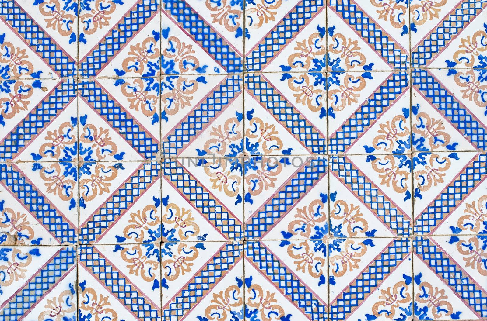 Portuguese glazed tiles 064 by homydesign