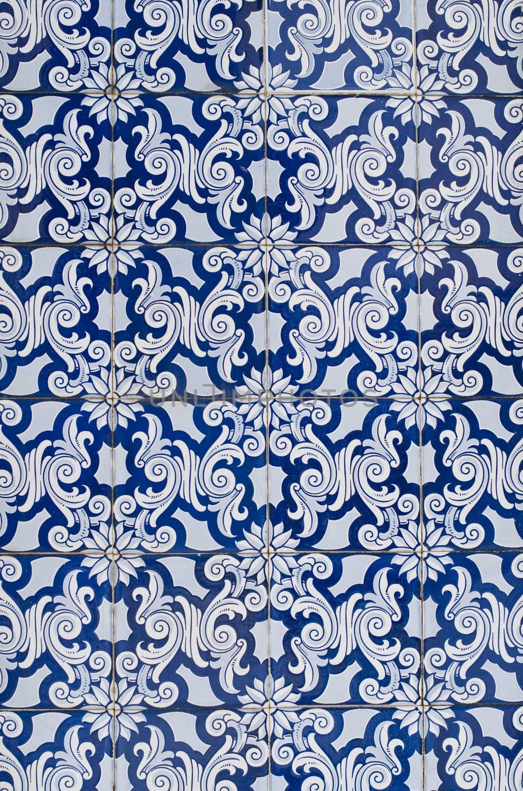 Portuguese glazed tiles 091 by homydesign
