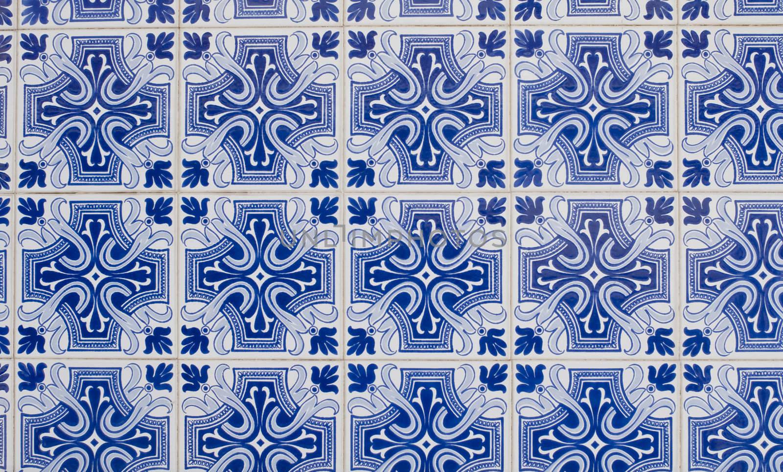 Portuguese glazed tiles 097 by homydesign