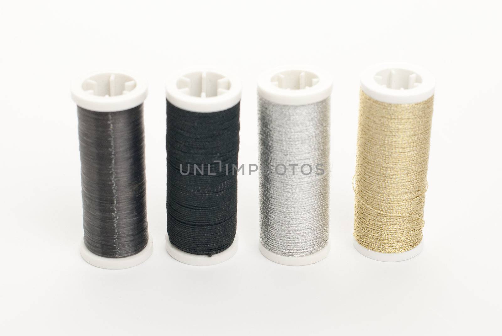 Sewing Thread by homydesign