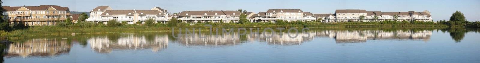 A panorama of a line of condos on Geoergian Bay, Ontario