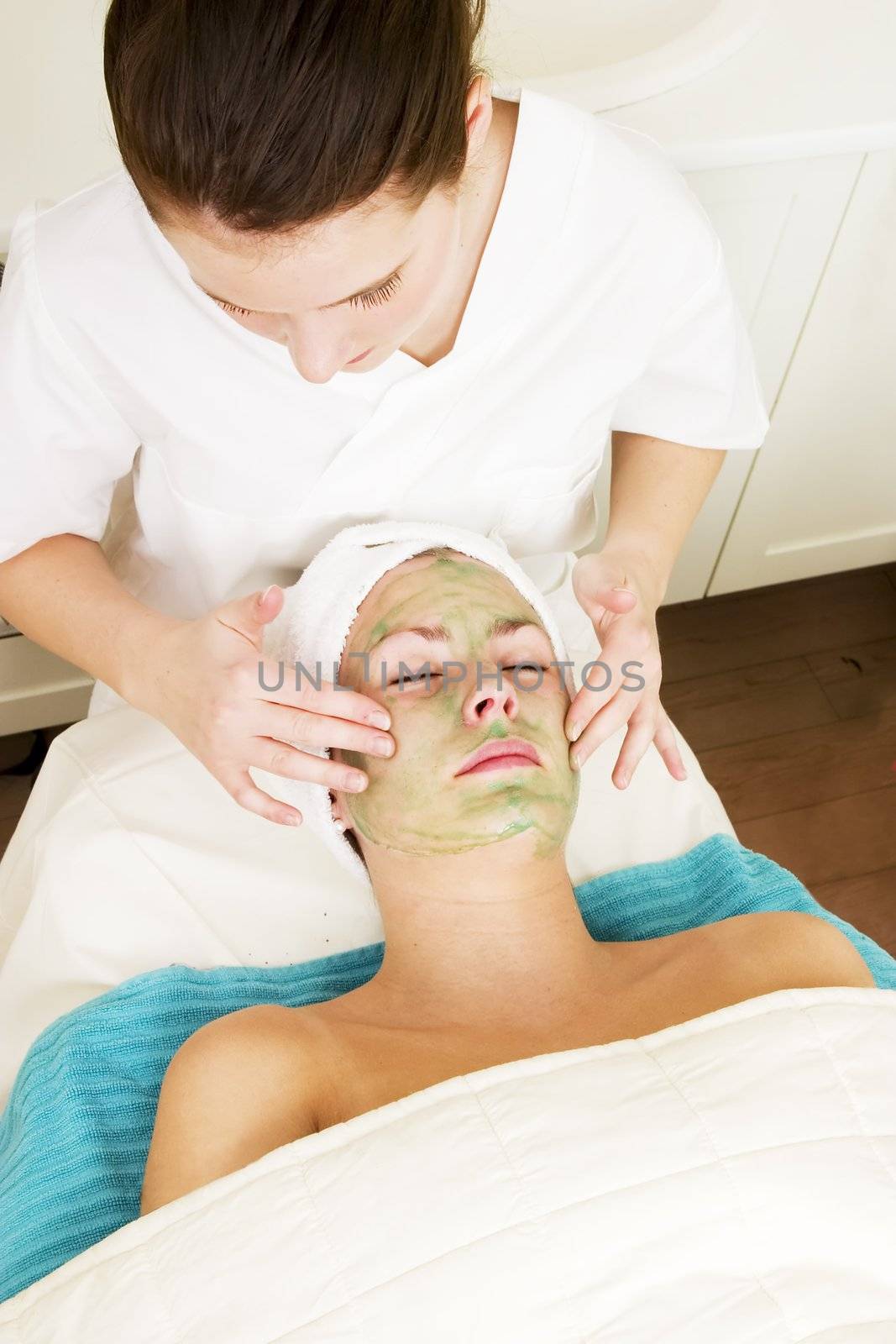 Aloe Vera facial preparation at a beauty spa.