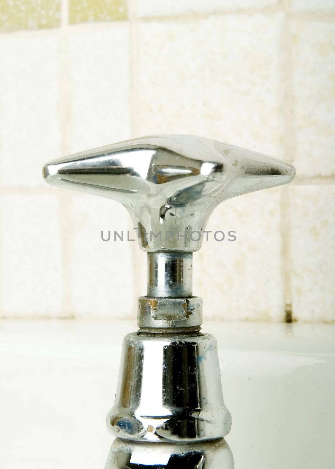 A retro sink tap and faucet