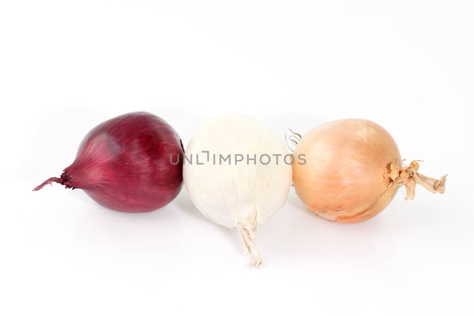 Three onions by Teamarbeit