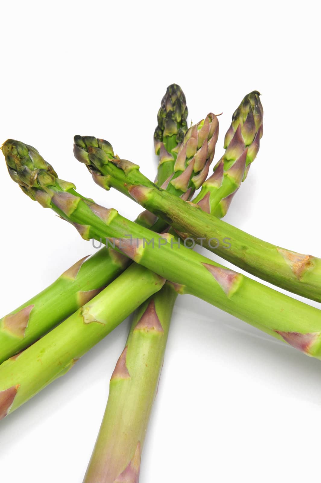Fresh Asparagus by bendicks