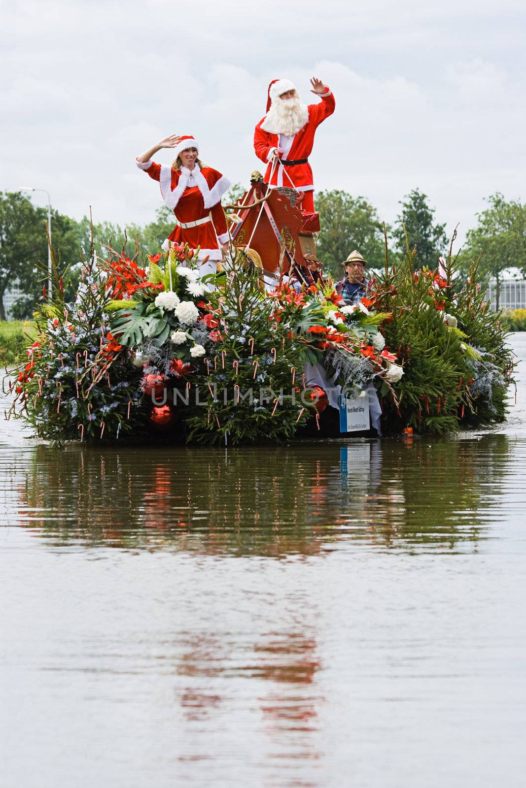 Westland Floating Flower Parade 2009, The Netherlands by Colette