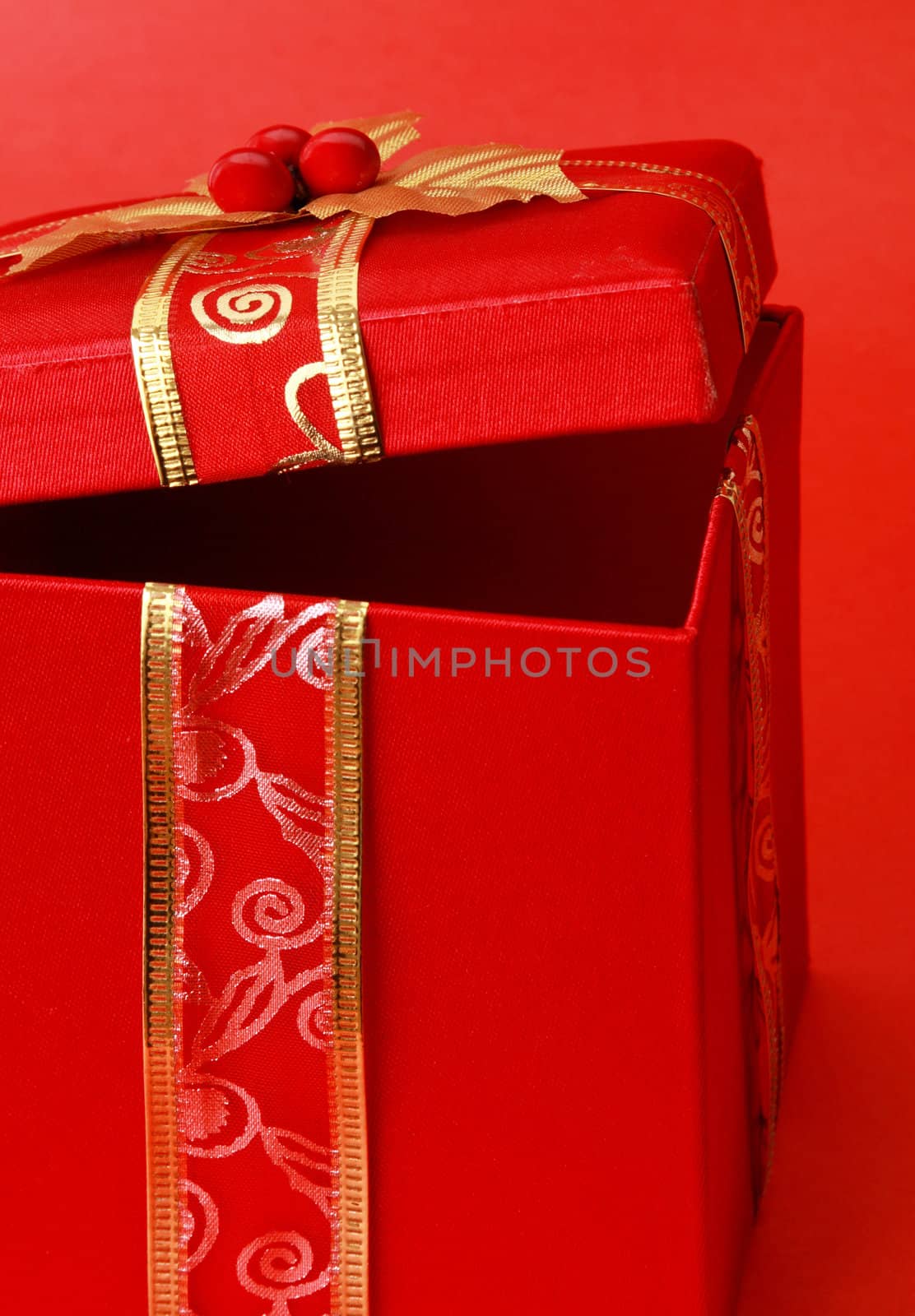 red christmas gift box, red background