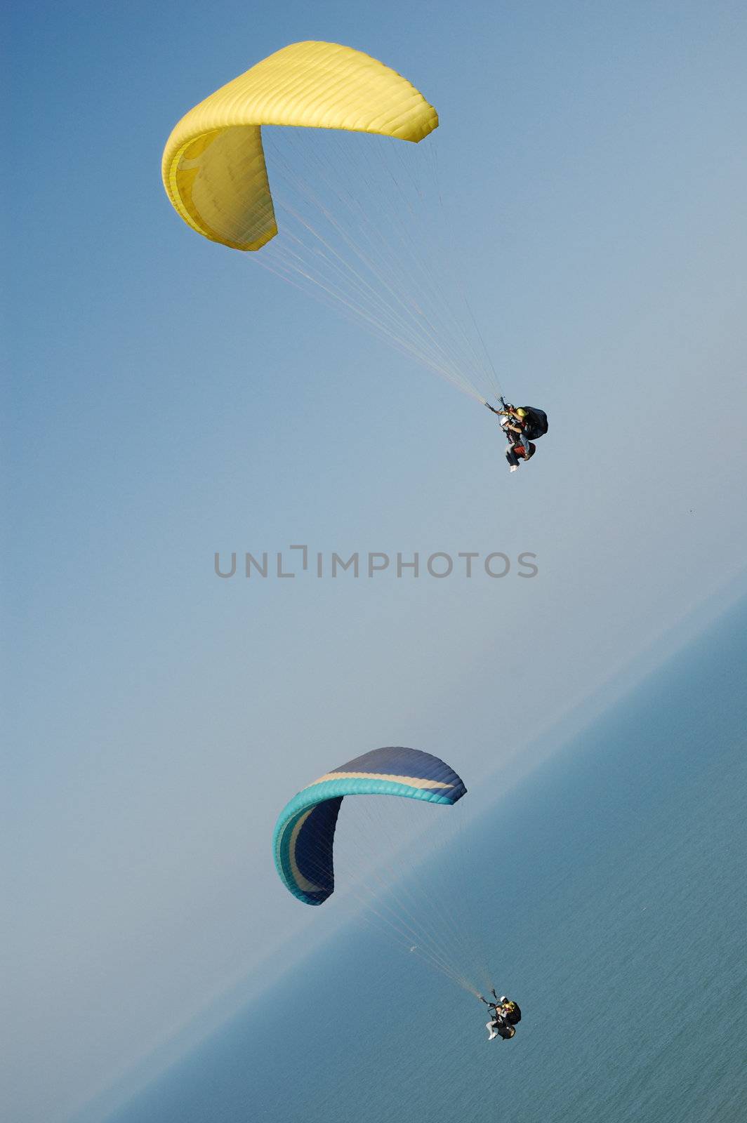 Two Double Paragliding by nihues