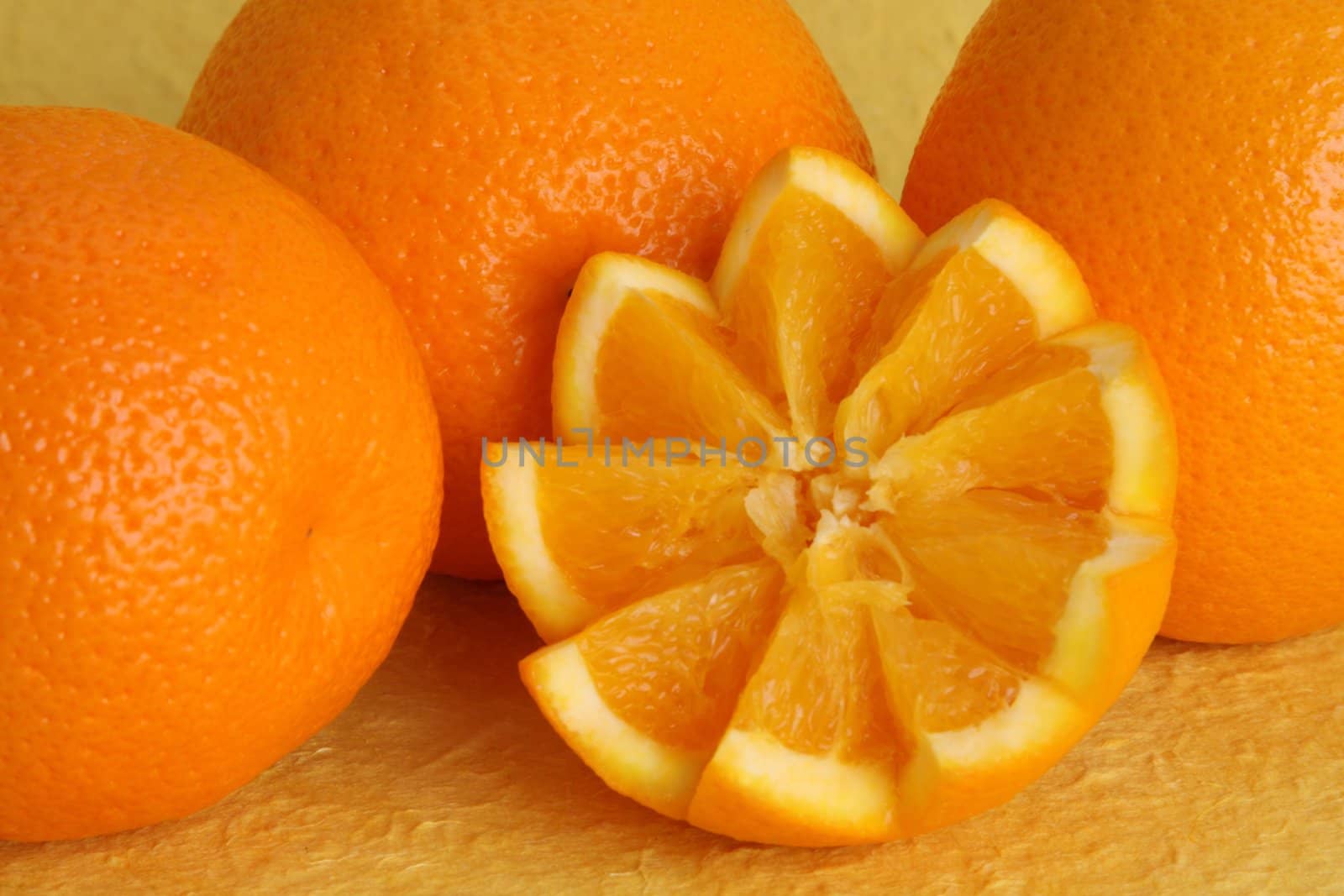 orange  by lanalanglois