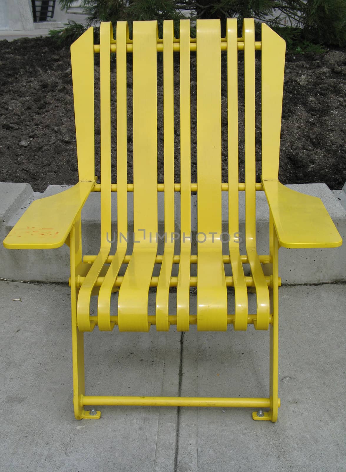 yellow park chair