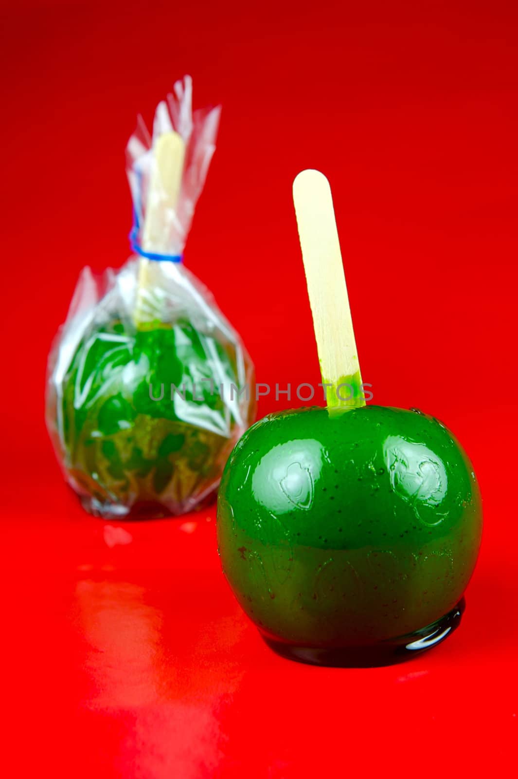 Green Toffee Apples by Kitch