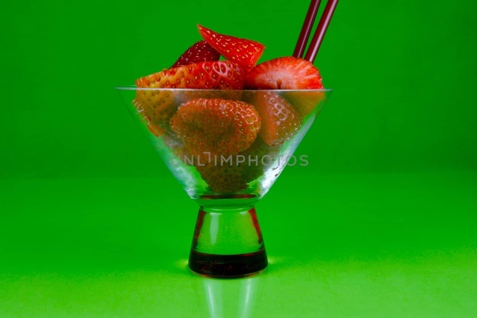 Strawberry Cocktails by Kitch