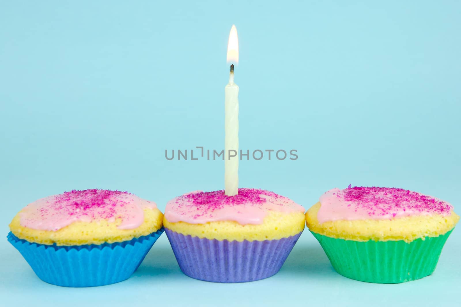 Cup Cakes by Kitch