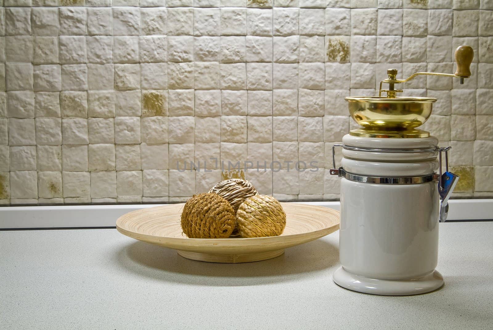 Coffee grinder with wooden plate and decorative straws sphere by palomnik