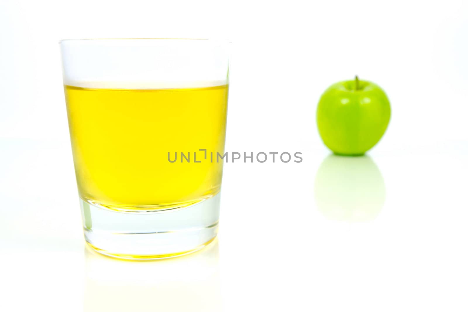Apple Juice by Kitch