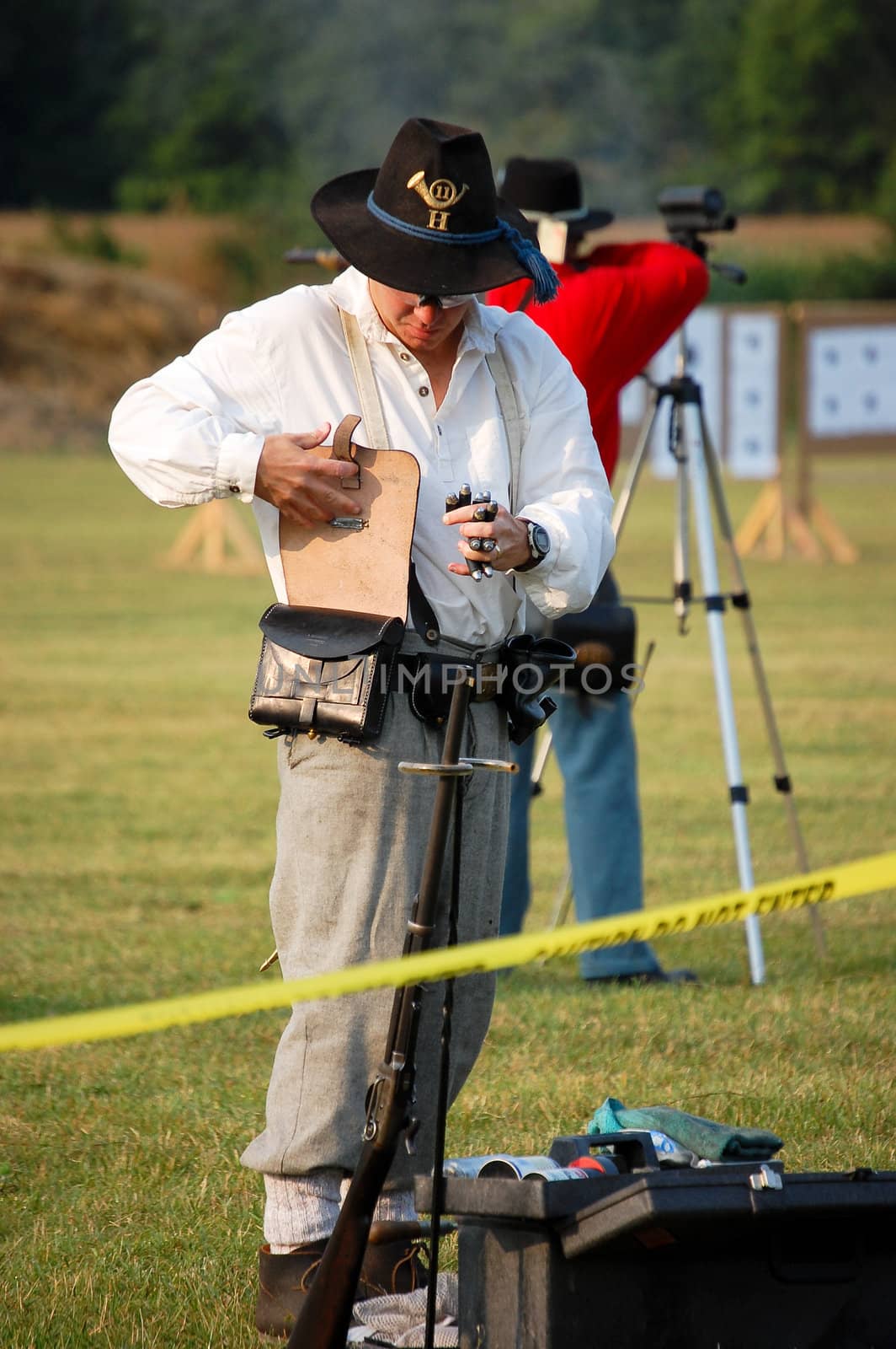 Holding the rounds by RefocusPhoto