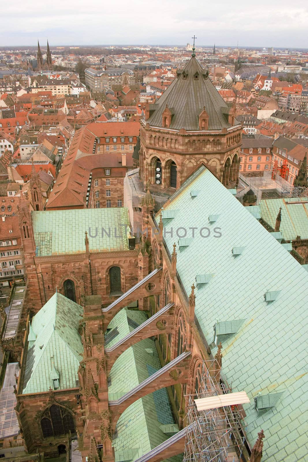 the capital of Alsace in France, border with Germany, Strasbourg