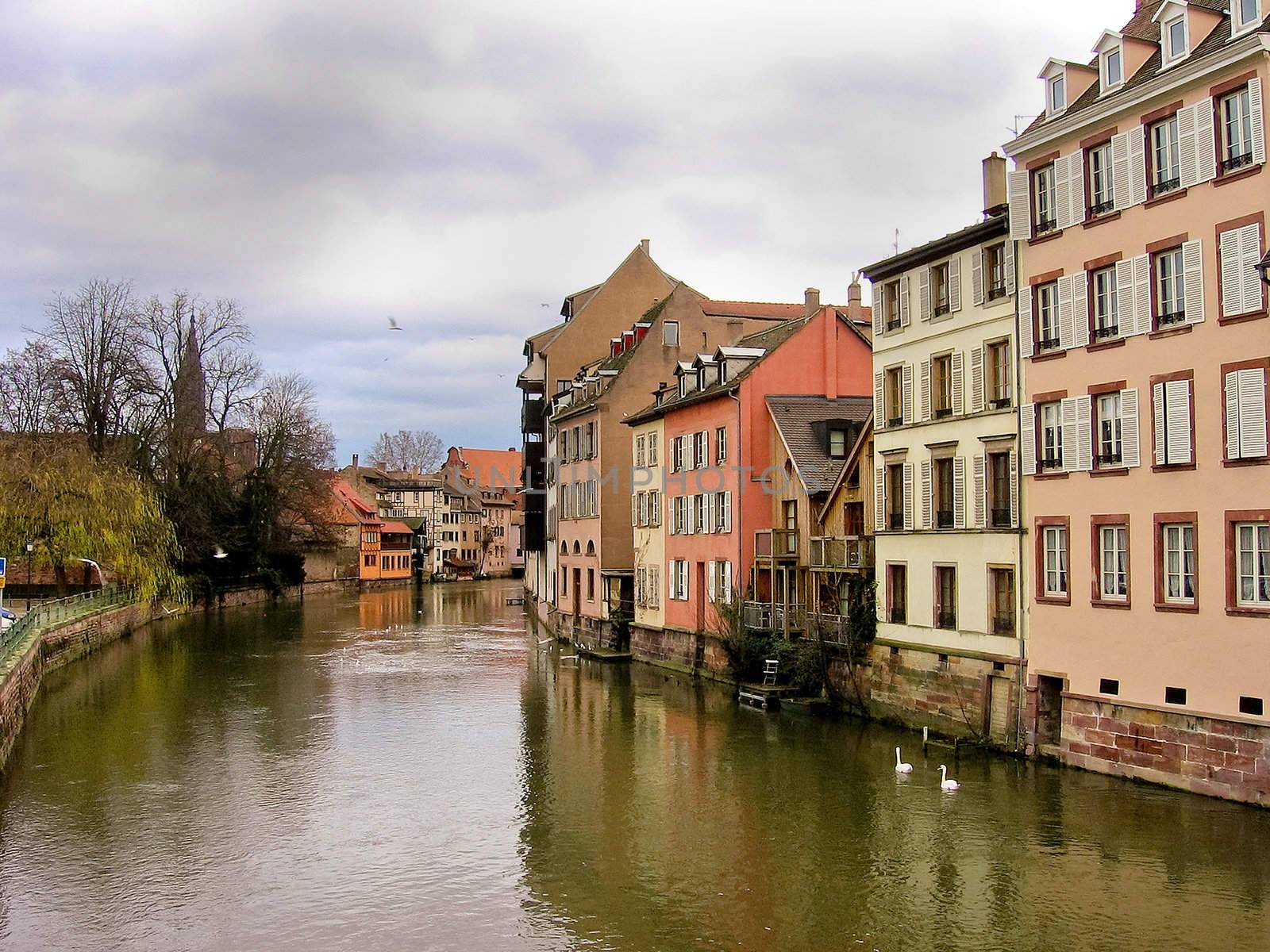 the capital of Alsace in France, border with Germany, Strasbourg
