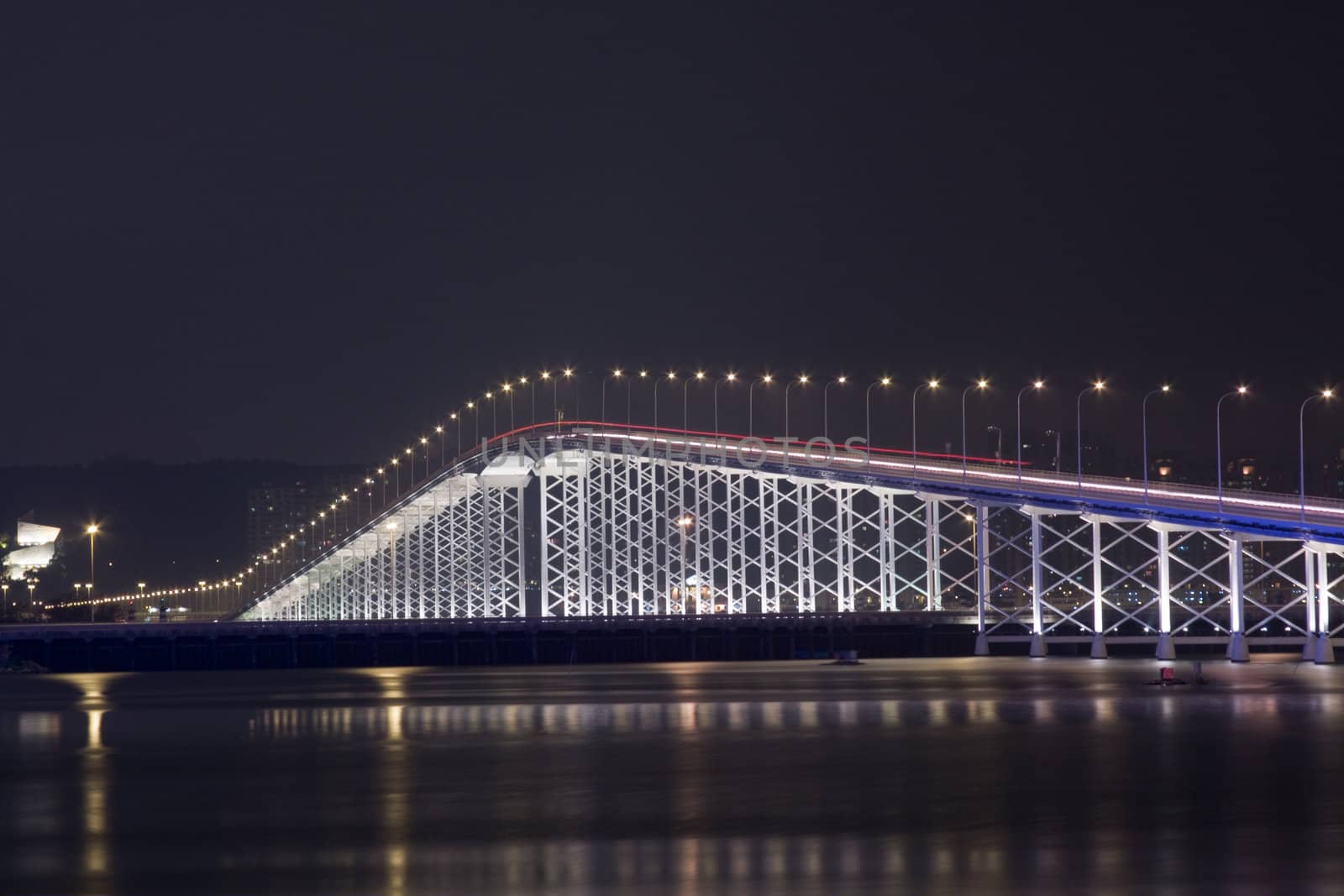 Huge bridge in macau by cozyta