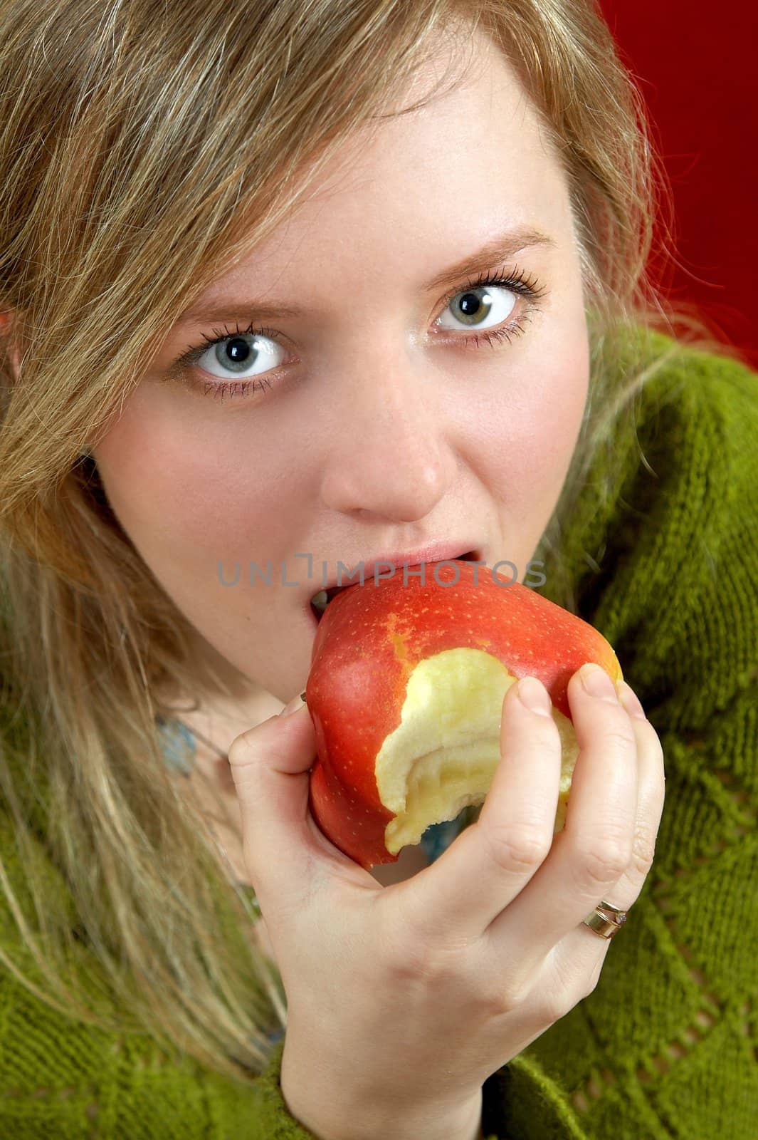 girl with apple by amaxim