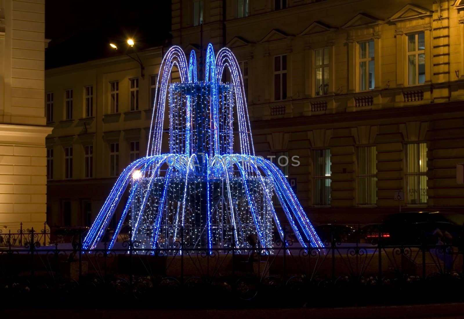 beautiful blue fountain by Gandalfo