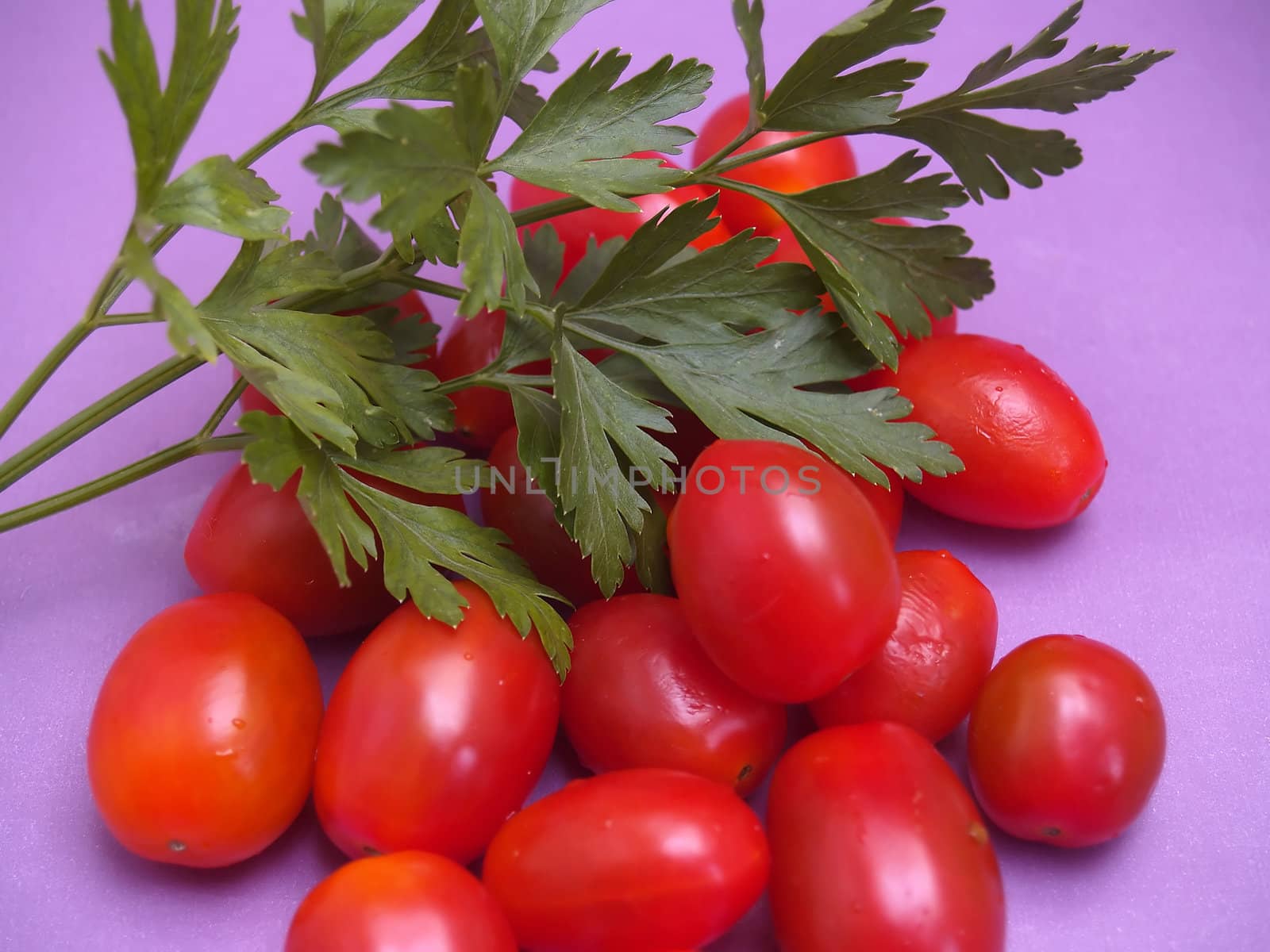  cherry tomatoes and parsley