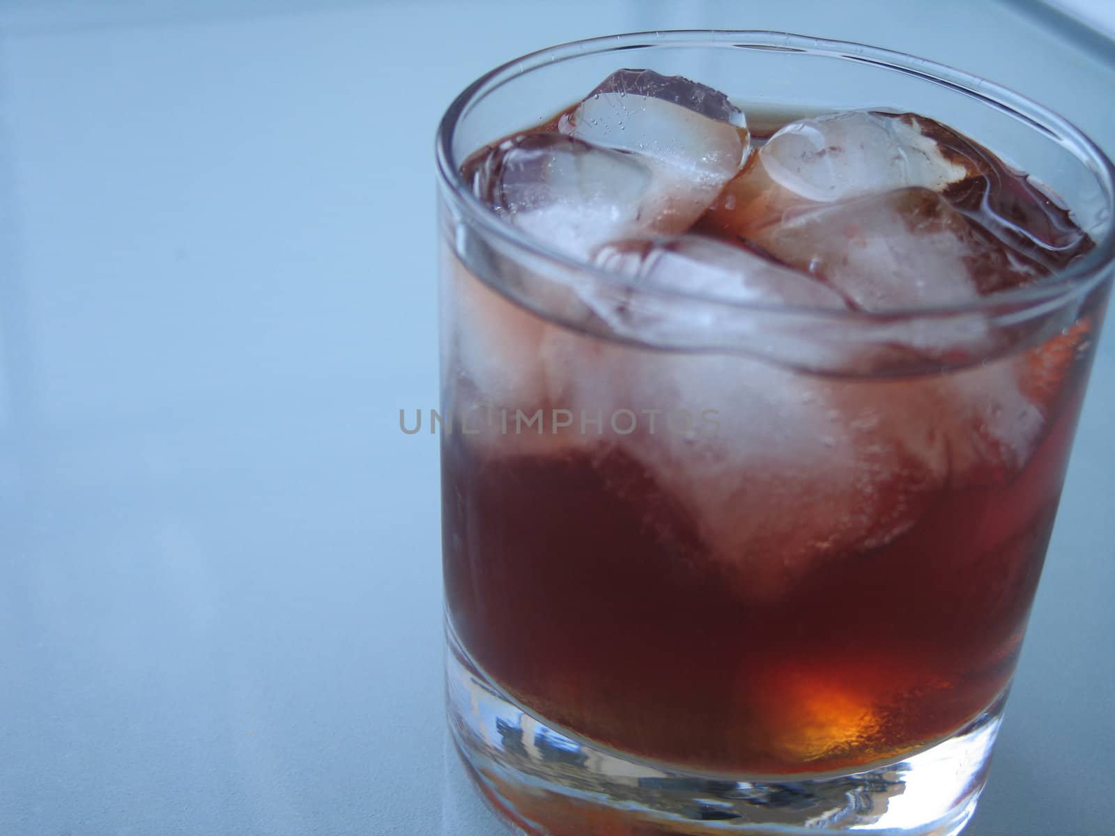 drink with ice