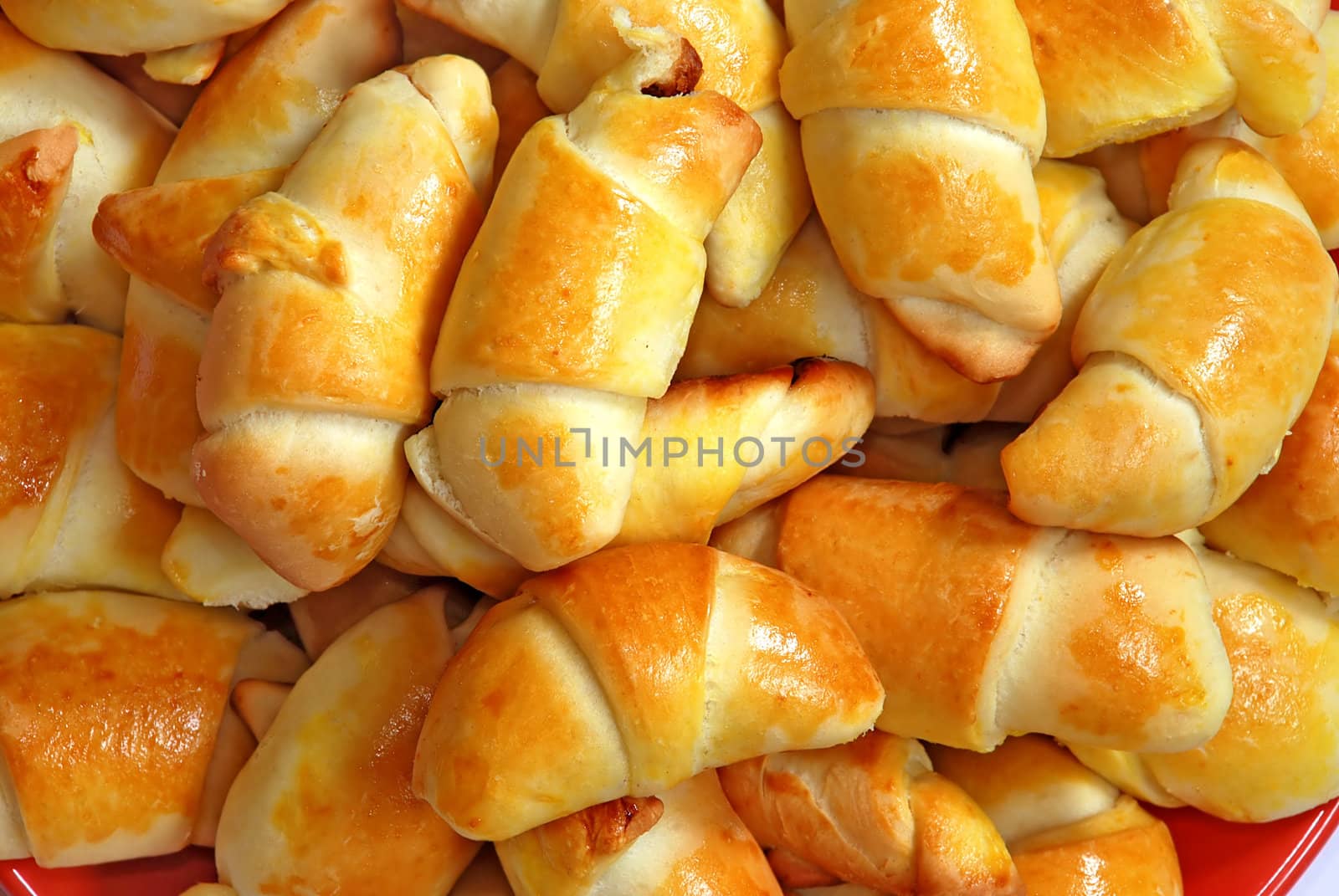 Appetizing rolled batch by simply
