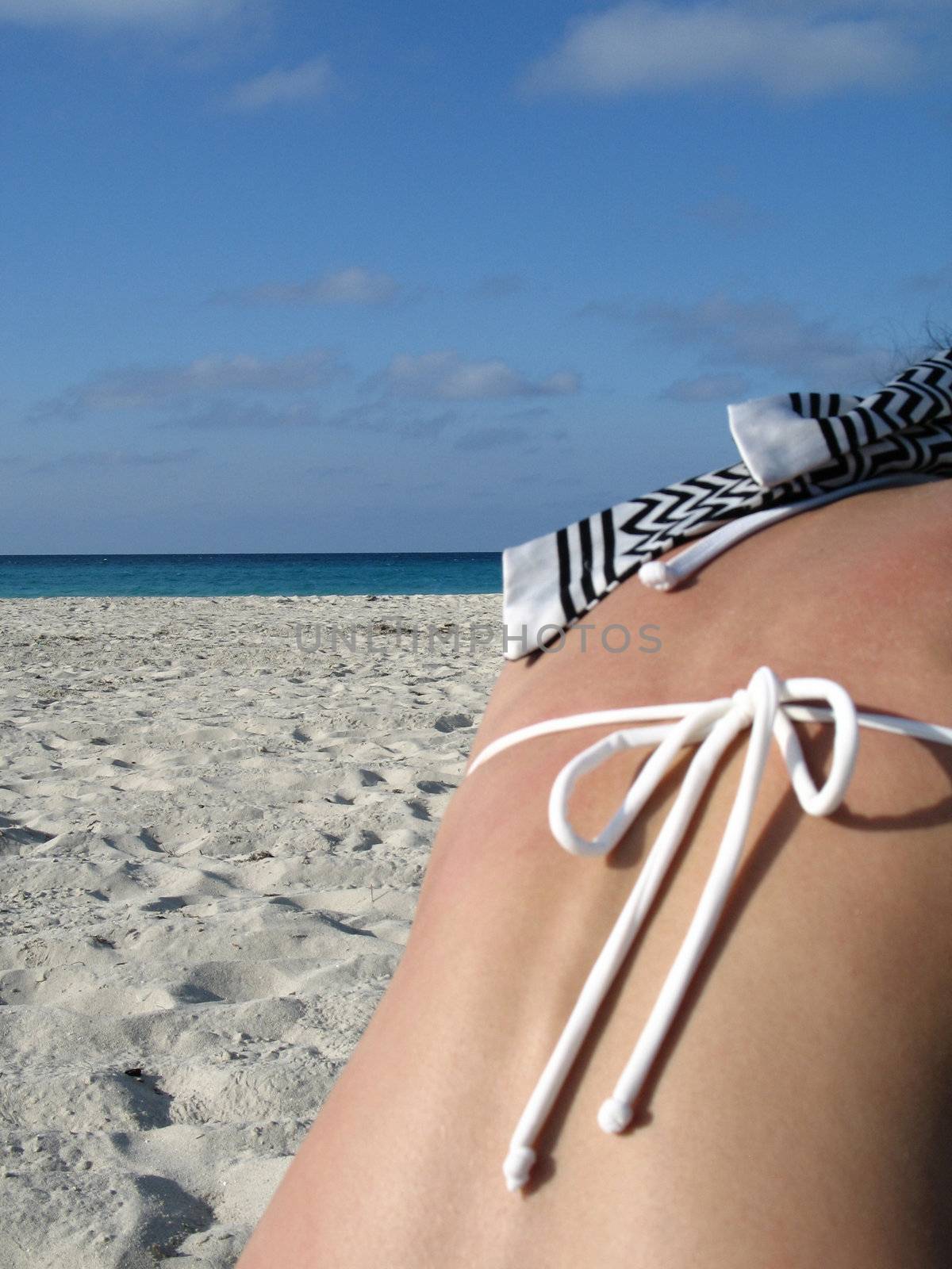 girl at the beach by mmm